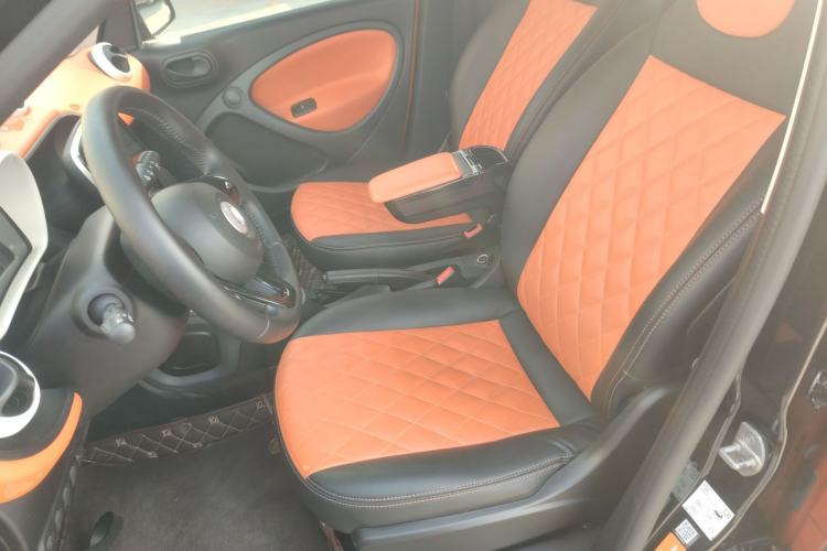 Used  forfour 2016 1.0L 52 kW Dynamic Edition
