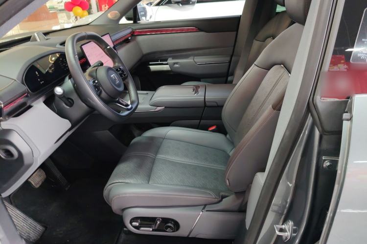 Used Zeekr 7X 2025 100 kWh Long-Range Rear-Wheel Drive with Intelligent Driving Features