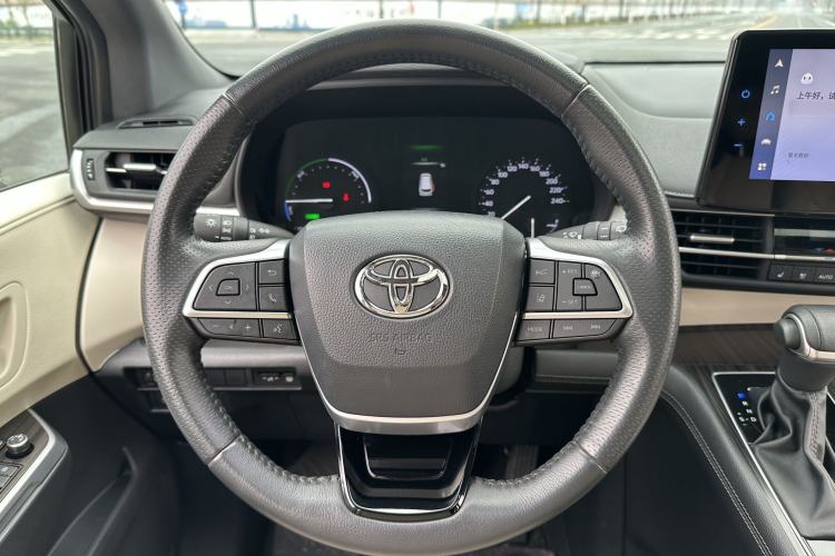 Used Toyota Sienna 2021 2.5L Hybrid Premium Edition