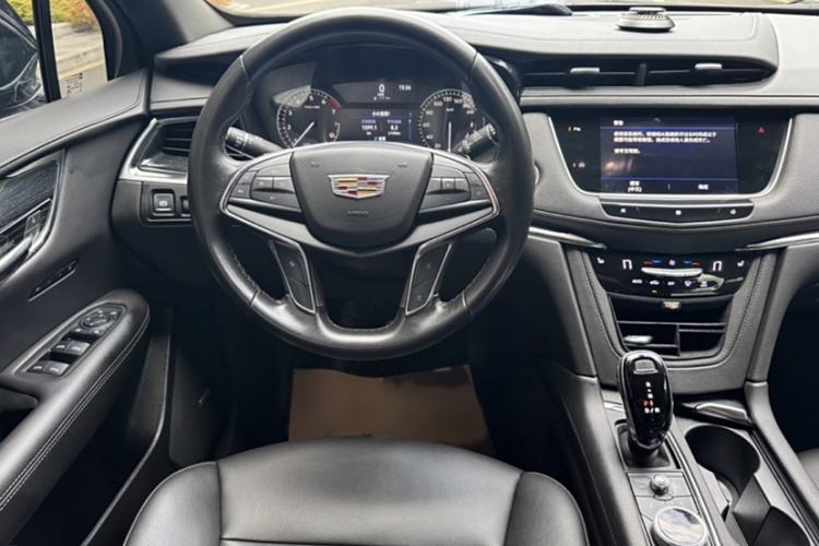 Used Cadillac XT5 2021 2.0T Two-Wheel Drive Luxury Version
