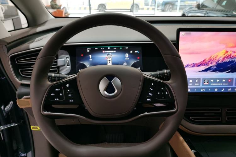 Used Denza D9 2022 DM-i 970 Four-Wheel Drive Flagship Model