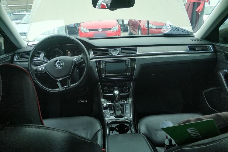 Used Volkswagen Passat 2016 330TSI DSG Prestige Edition
