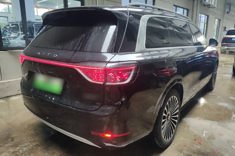 Used Hima AITO M9 2024 Range-Extended Ultra Version 52 kWh 5-Seater Model
