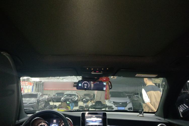 Used Mercedes-Benz GLC 2016 GLC 260 4MATIC Luxury Model
