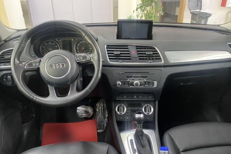 Used Audi Q3 2015 35 TFSI quattro Technology Edition
