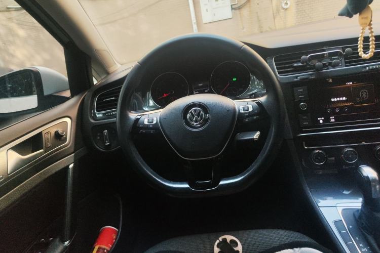 Used Volkswagen Golf 2019 1.6L Automatic Comfort Model China V Standard
