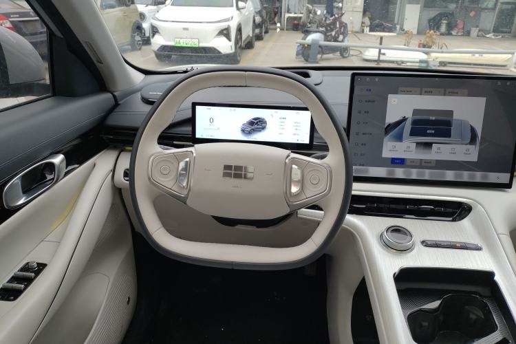 Used  E5 2024 530km Starship Edition
