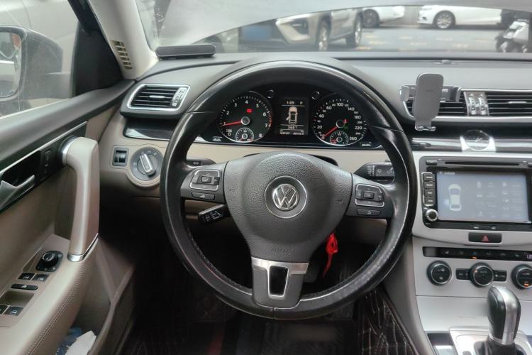 Used Volkswagen Magotan 2015 1.8TSI Luxury Model
