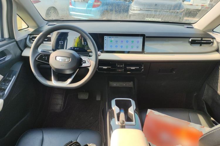 Used Geometry E Firefly 2024 301km Starlight
