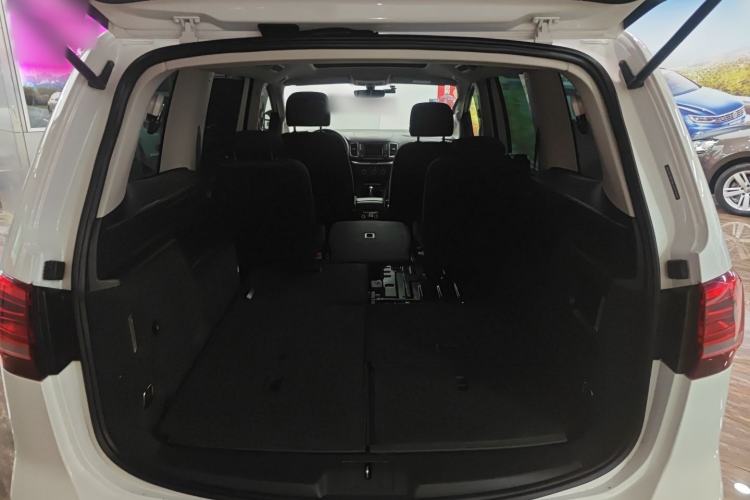 Used Volkswagen Sharan 2018 380TSI Comfort Edition 7-Seater
