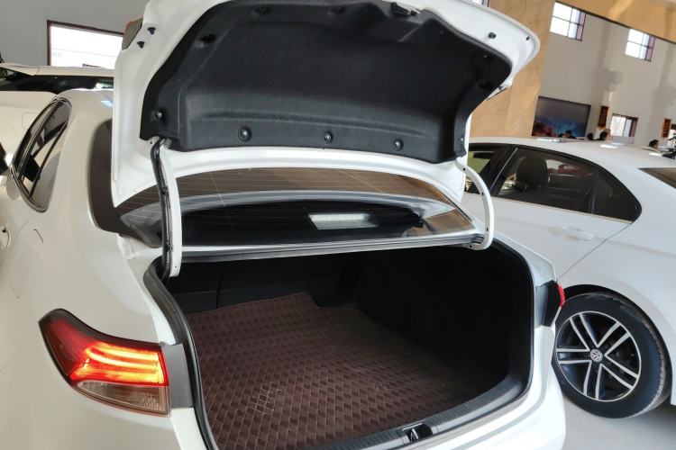 Used Toyota Levin 2022 Dual-Engine 1.8H E-CVT Luxury Edition