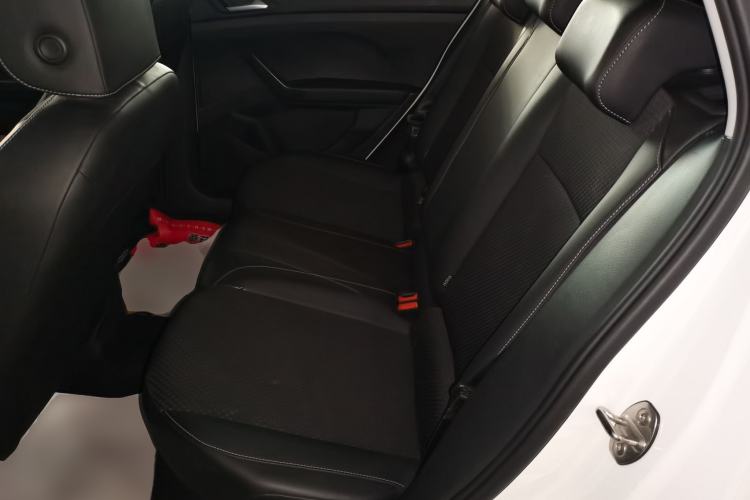 Used Volkswagen Tacqua 2023 200TSI DSG Joy-Connect Edition
