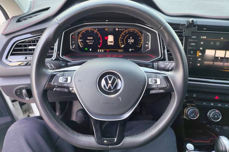 Used Volkswagen T-ROC 2021 Revised Version 280TSI DSG Two-Wheel Drive Comfort & Smart Connectivity Edition
