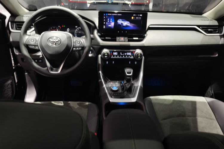 Used Toyota RAV4 2023 2.0L CVT 4x4 Explorer Flagship Edition