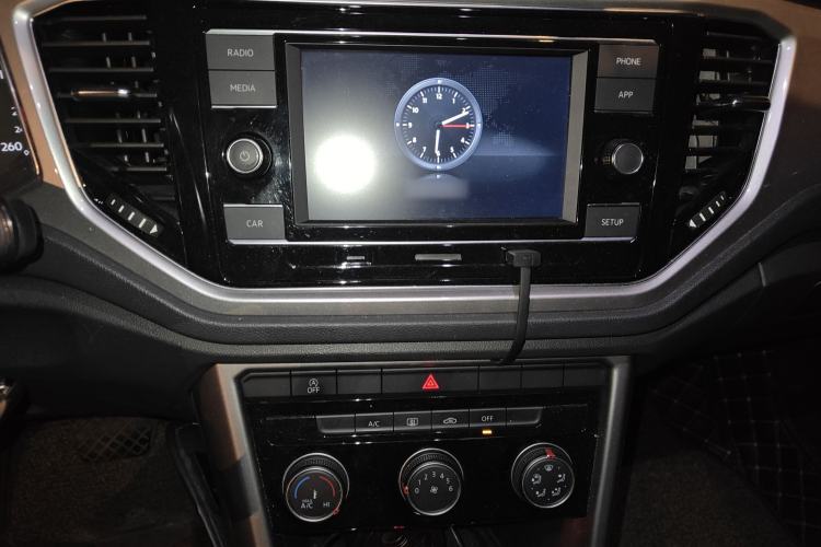 Used Volkswagen T-ROC 2019 230TSI DSG Two-Wheel-Drive Advanced Version China VI Standard
