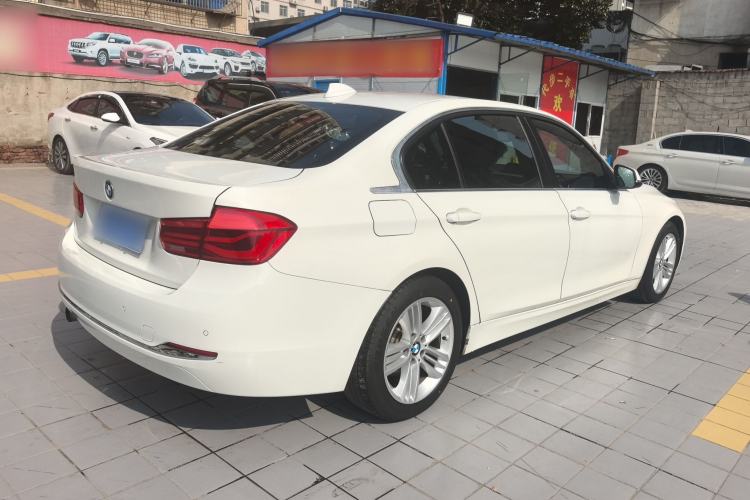 Used BMW 3 Series 2016 320Li Fashion Model
