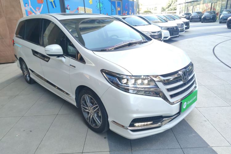 Used Honda Elysion 2019 2.0L Hybrid Supreme Edition
