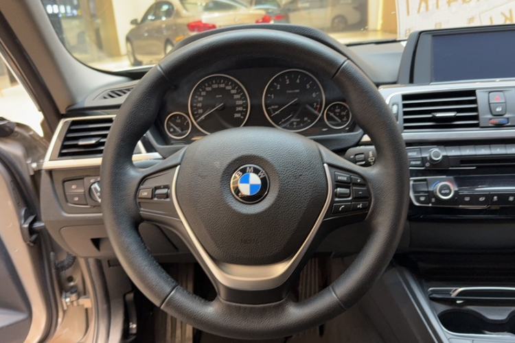 Used BMW 3 Series 2016 316Li Fashion Model