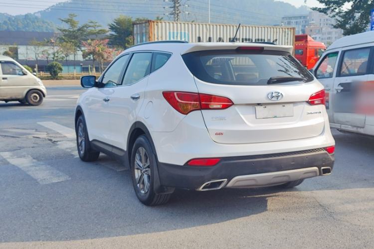 Used Hyundai Santa Fe 2013 2.4L Automatic Two-Wheel Drive Smart Version
