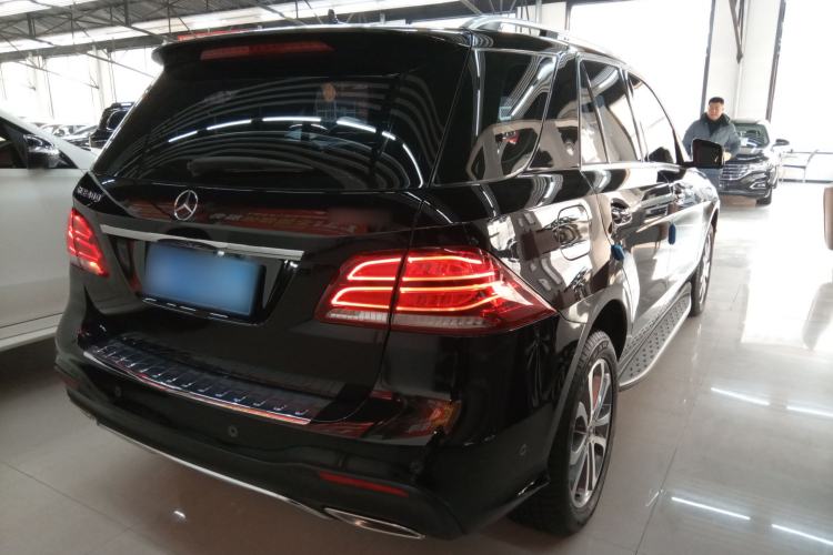 Used Mercedes-Benz GLE 2018 GLE 320 4MATIC Dynamic Edition Collector's Edition
