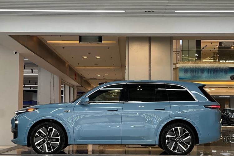 Used Li Auto L8 2024 Ultra Model
