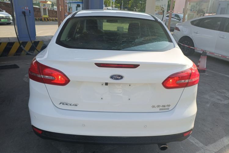 Used Ford Focus 2015 Sedan EcoBoost 180 Automatic Elite Model
