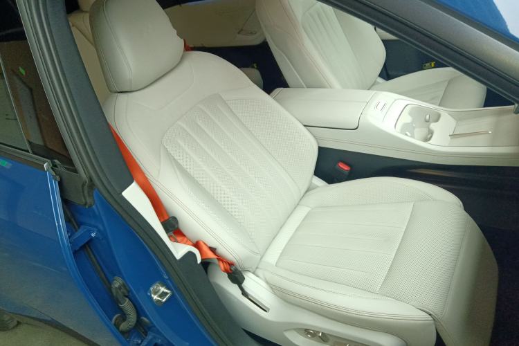 Used ONVO L60 2024 60 kWh Rear-Drive Version
