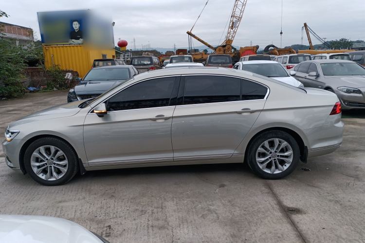 Used Volkswagen Magotan 2019 330TSI DSG Luxury Version China VI Standard
