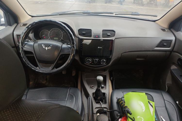 Used Wuling Hongguang 2016 1.5L Restyled S Comfort Version
