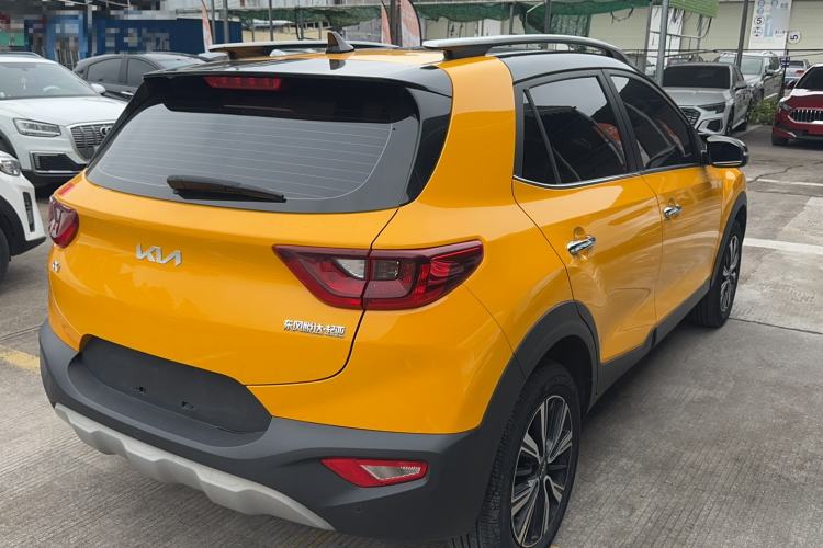 Used Kia kx1 Stonic 2021 1.4L CVT Fun & Sunroof Model