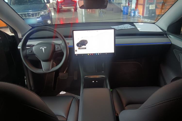 Used Tesla Model Y 2024 Rear-Wheel-Drive Version
