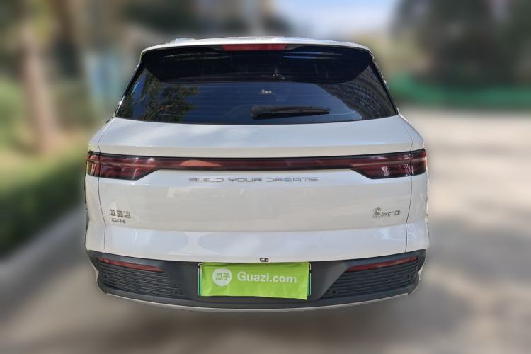 Used BYD Song Pro New Energy 2024 HONOR Edition DM-i 71KM Navigation Model
