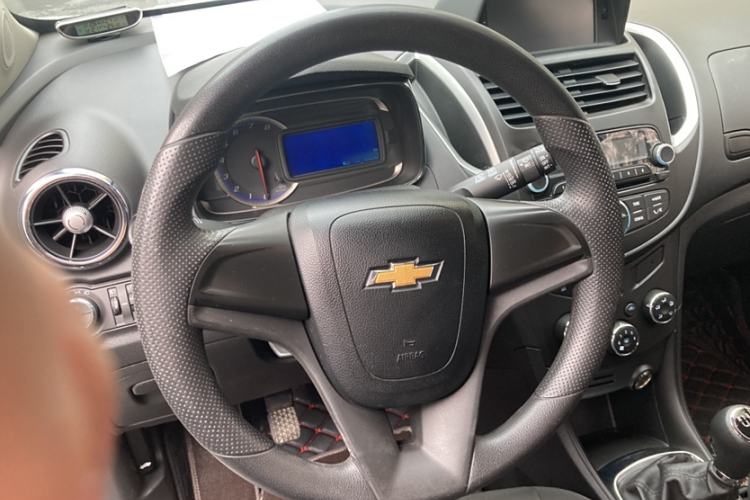 Used Chevrolet Trax 2016 1.4T Manual Two-Wheel Drive Comfort Version with Sunroof
