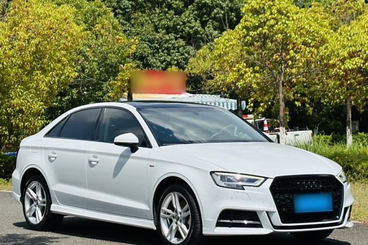 Used Audi A3 2020 Limousine 35 TFSI Fashion Edition China VI Emission Standard
