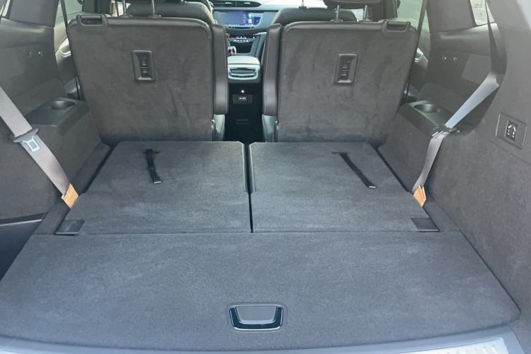 Used Cadillac XT6 2022 2.0T Six-Seater Four-Wheel-Drive Luxury Version