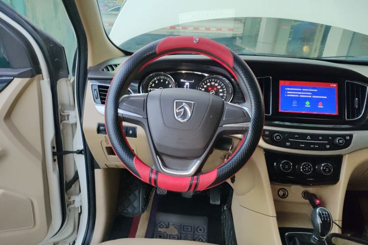 Used Baojun 730 2016 1.5L Manual Comfort Version 7 Seats China V Emission Standard
