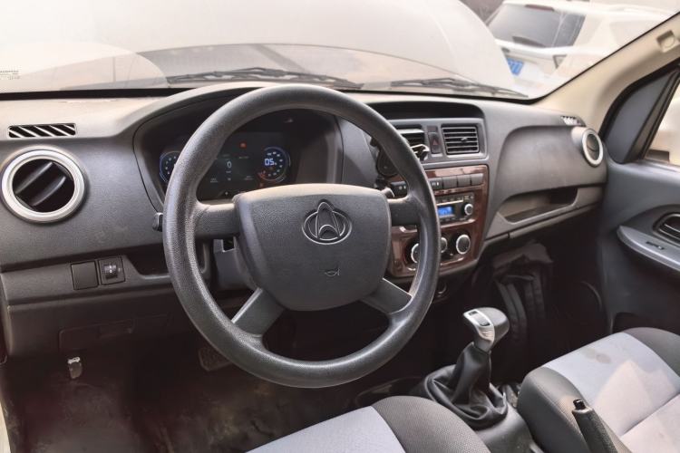 Used Chana Ruixing EM60 2023 Pure Electric Van 4525 mm Long Flat Roof with Back-Hinged Doors 2 Seats 60 kW 38.7 kWh
