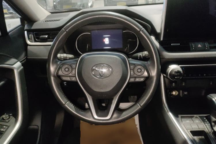 Used Toyota RAV4 2021 2.0L CVT Two-Wheel Drive Fashion PLUS Edition
