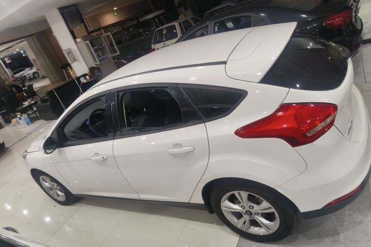 Used Ford Focus 2018 Hatchback Classic 1.6L Automatic Comfort Plus SmartDrive Edition