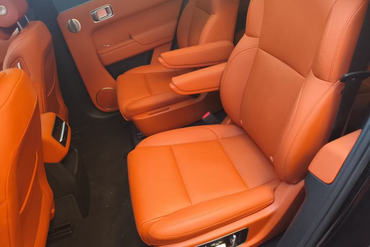 Used Li Auto L8 2023 Pro Model
