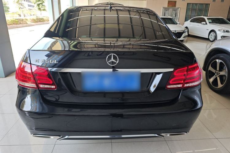 Used Mercedes-Benz E-Class 2015 E 260 L
