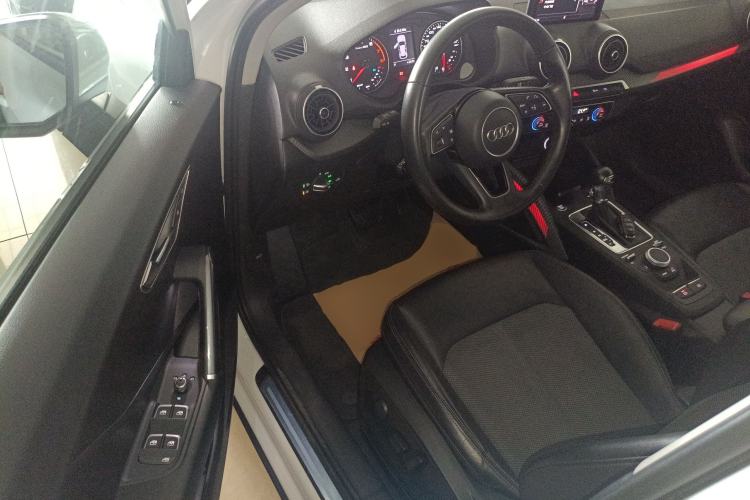 Used Audi Q2L 2020 35 TFSI Fashionable and Elegant Model
