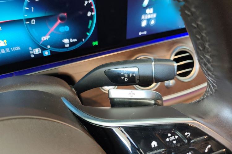 Used Mercedes-Benz E-Class New Energy 2022 Restyled E 350 e L Plug-in Hybrid Sedan
