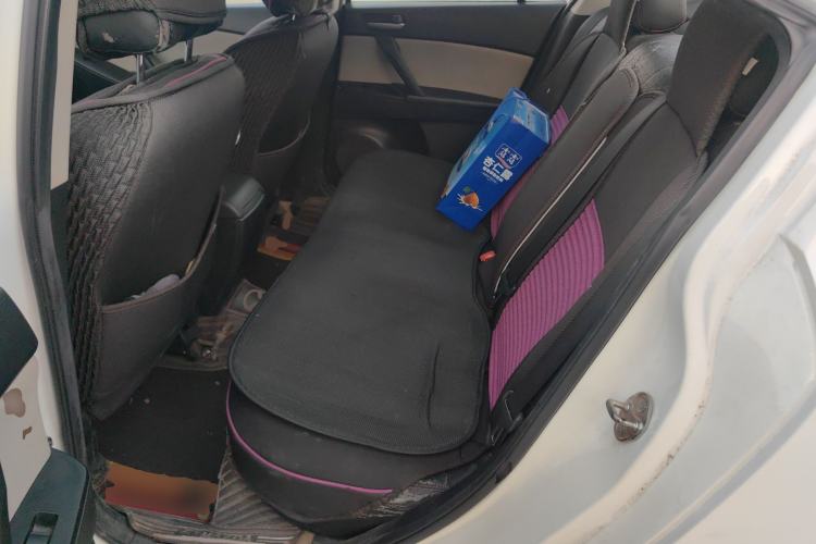 Used Mazda Mazda 3 2015 Sedan 1.6L Manual Comfort Model