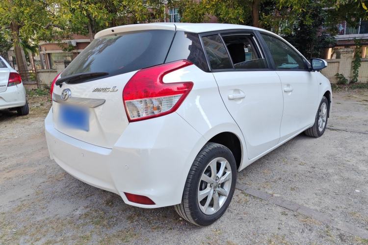 Used Toyota YARiS L 2015 1.5E Automatic Charm Edition