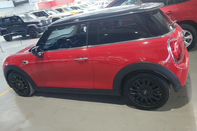 Used  MINI 2019 1.5T COOPER Classic Edition
