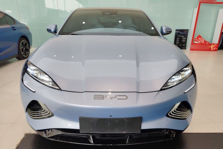 Used BYD Seal 2022 550 km Standard Range Rear-Wheel Drive Prestige Version
