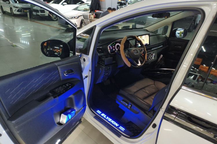 Used Honda Elysion 2022 2.0L eHEV Luxury Edition
