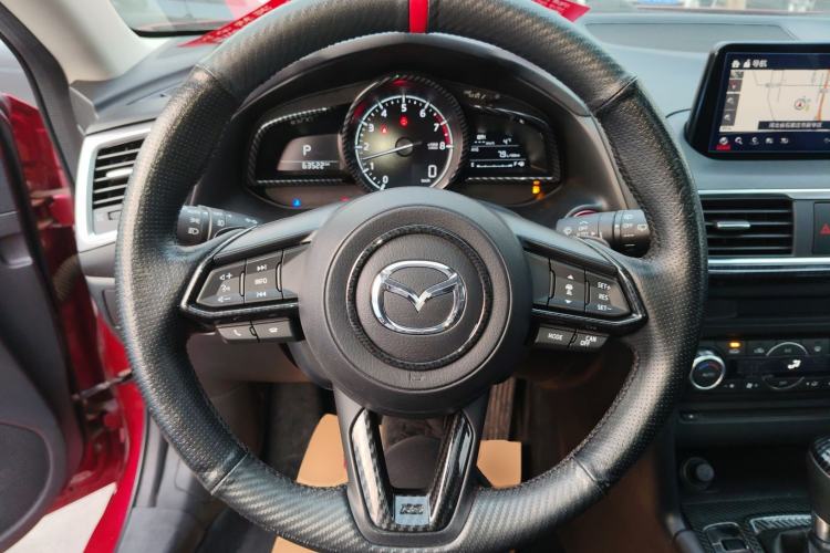 Used Mazda Mazda 3 Axela 2017 Hatchback 2.0L Automatic Sport Model China V Emission Standard