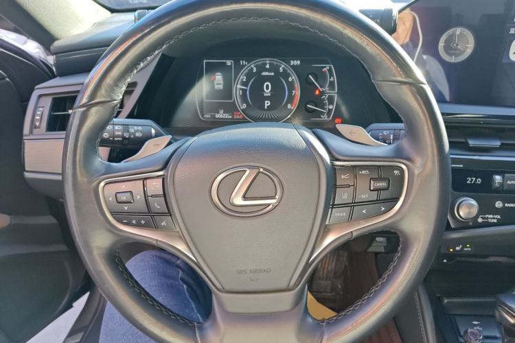 Used Lexus ES 2021 200 Excellence Edition
